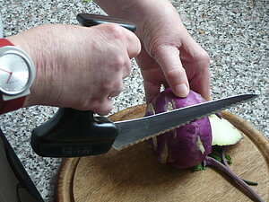 Hilfsmittel beim Kochen Rheuma Messer spezieller Griff