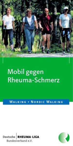 Vier Personen beim Nordic Walking